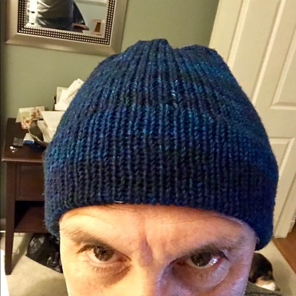 Knitted Stocking Beanie Hat - Picture 3 of 4